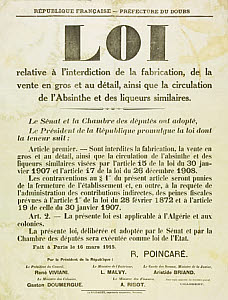 10460333
&copy; David Nathan-Maister
Proclamation banning absinthe, 1915.