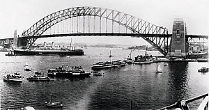 10313885
&copy; Science Museum
Sydney Harbour Bridge, Australia, 1932.