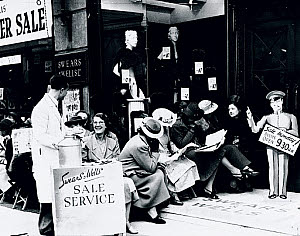 10315396
&copy; NMeM Daily Herald Archive
Summer sales at Swears and Wells, London, 21 June 1938.