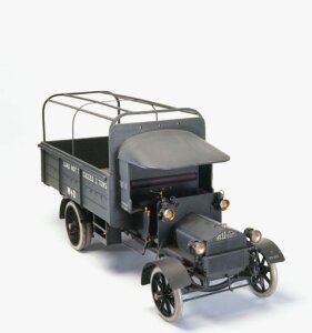 10307611
&copy; Science Museum
Albion motor wagon, 1914.