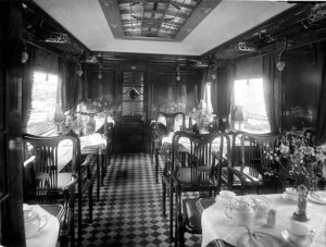 10405214
&copy; National Railway Museum
Glasgow & South Western Railway restaurant car No 3, 1910.