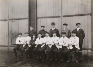 10451623
&copy; National Railway Museum
Staff outside Doncaster carriage works, South Yorkshire, c 1916.