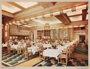 10454624
&copy; Royal Photographic Society
Dining saloon on RMS �Empress of Britain�, c 1935.