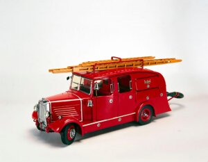 10306427
&copy; Science Museum
Limousine type fire engine, 1936.