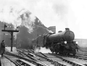 10443132
&copy; National Railway Museum
�Oliver Bury� with a passenger train at St Pancras Station, London, 17 June 1948.