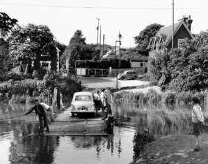 10321143
&copy; National Railway Museum
British Railways train passing Grove Ferry, Kent, 1956.