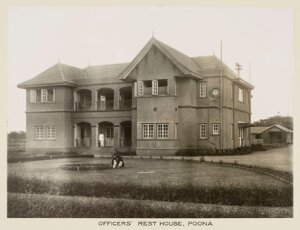 10446169
&copy; National Railway Museum
Officers� rest house, Poona, India, c 1930.