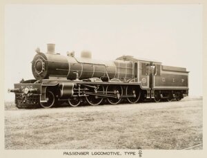 10446175
&copy; National Railway Museum
Steam locomotive, India, c 1930.