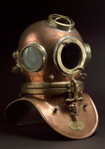 10448878
&copy; Science Museum
Diving helmet made by Siebe-Gorman & Company Ltd, 19th century.
